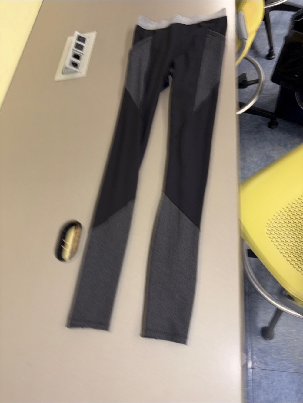 Women’s Lululemon “the Lab” Premium Multi Panel Ergonomic Leggings-Size 2